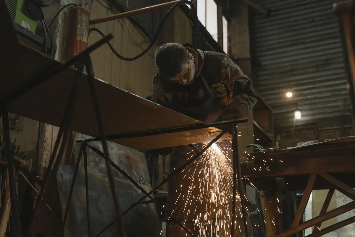 Metalfield — manufacturing