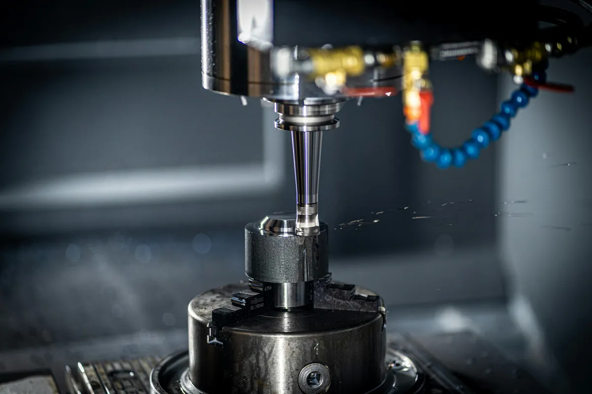 Metalfield team — manufacturing